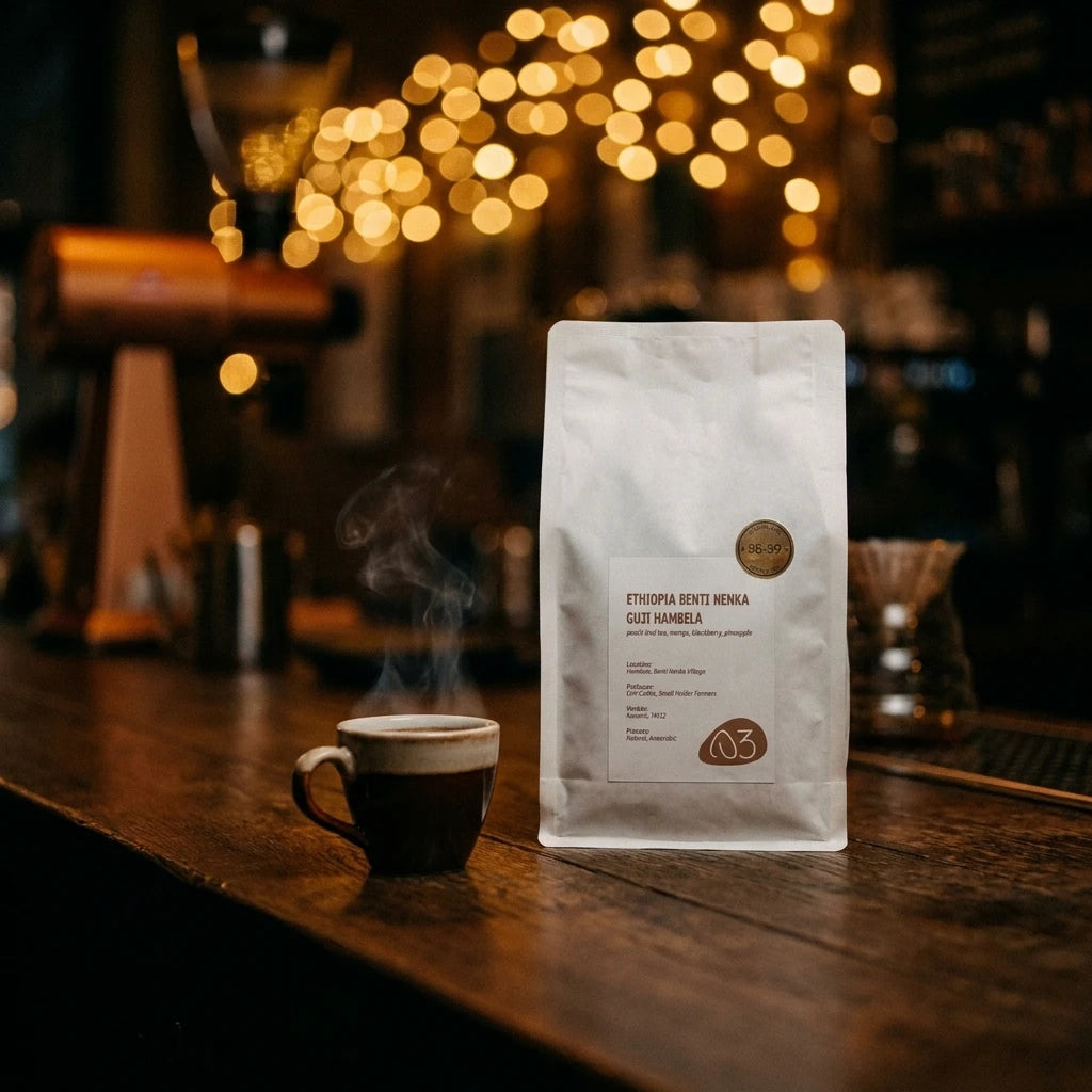 A3 Coffee bag lifestyle